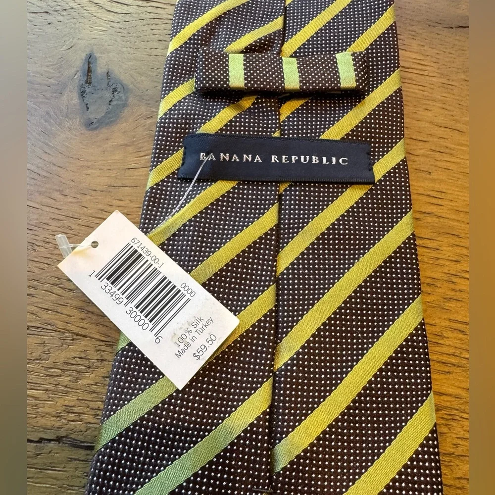 Banana Republic / NWT Men’s Striped Silk Tie - Picture 4 of 8